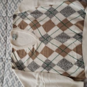 V neck sweater never worn. Doea not have tags